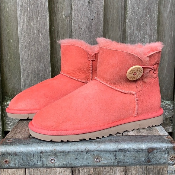 UGG Bailey Button Mini Shearling Corral Boots - Picture 4 of 9